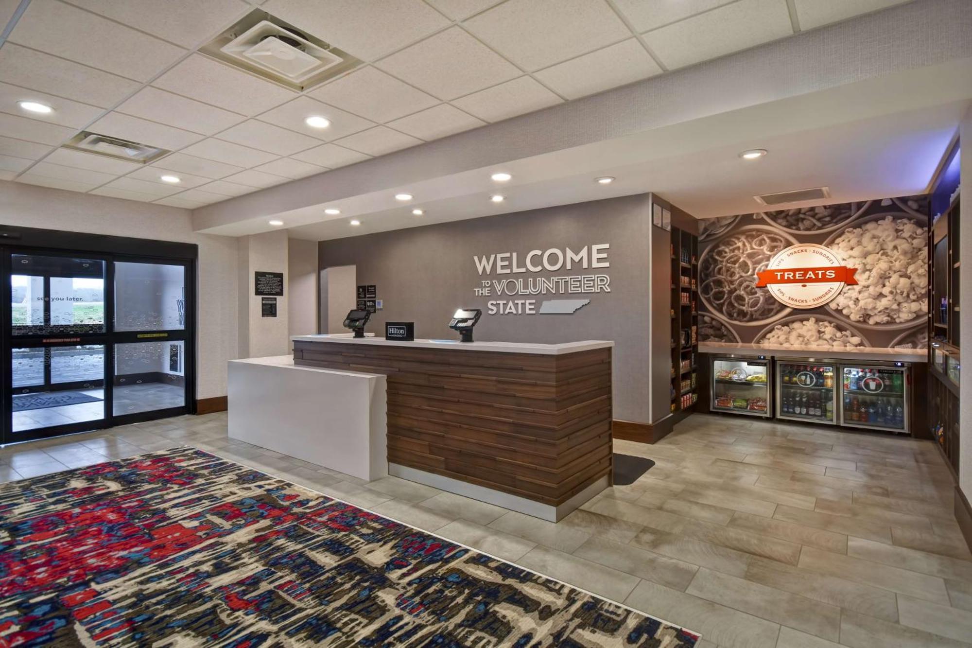 Hampton Inn Pleasant View Exterior photo