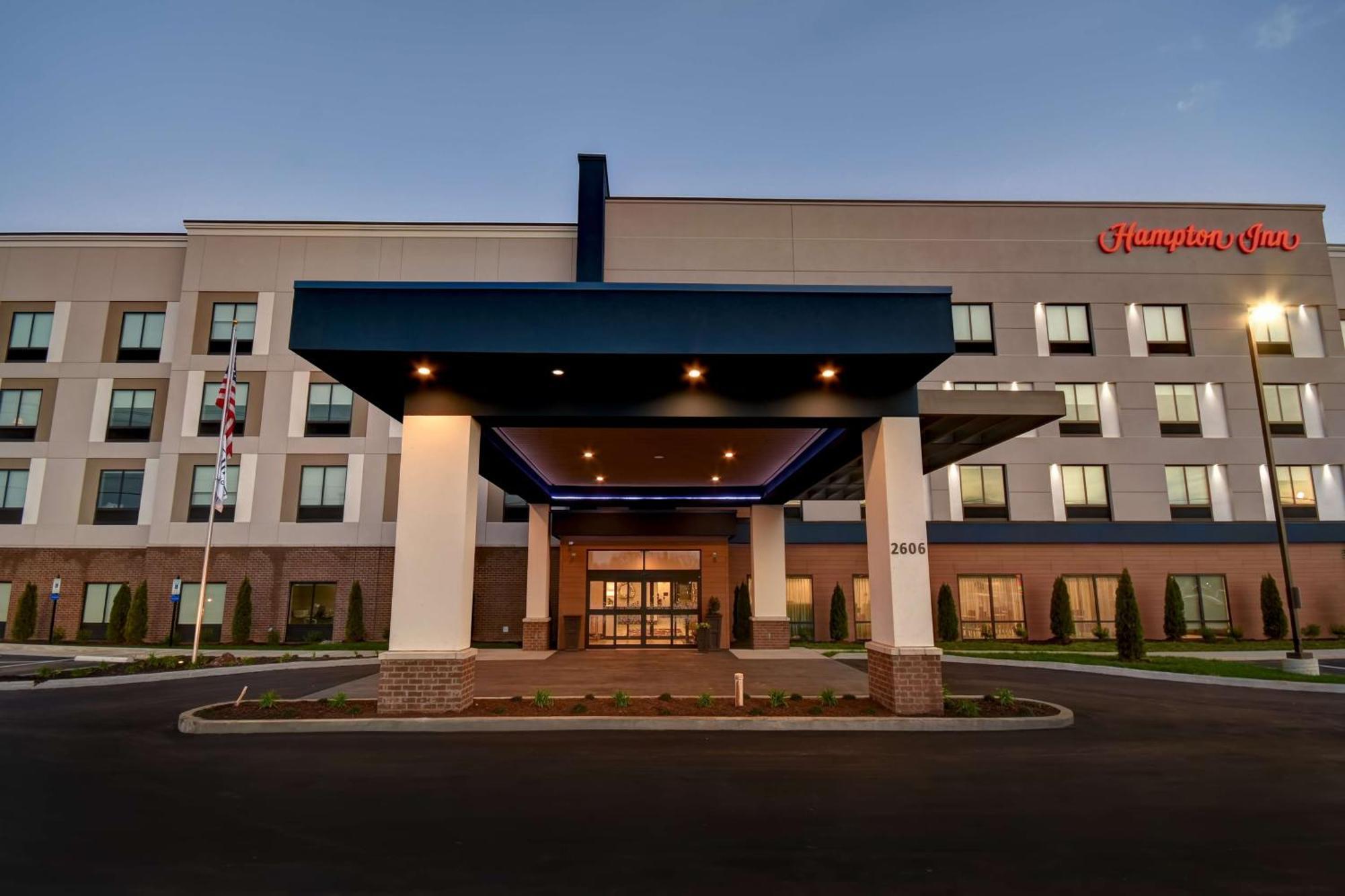 Hampton Inn Pleasant View Exterior photo