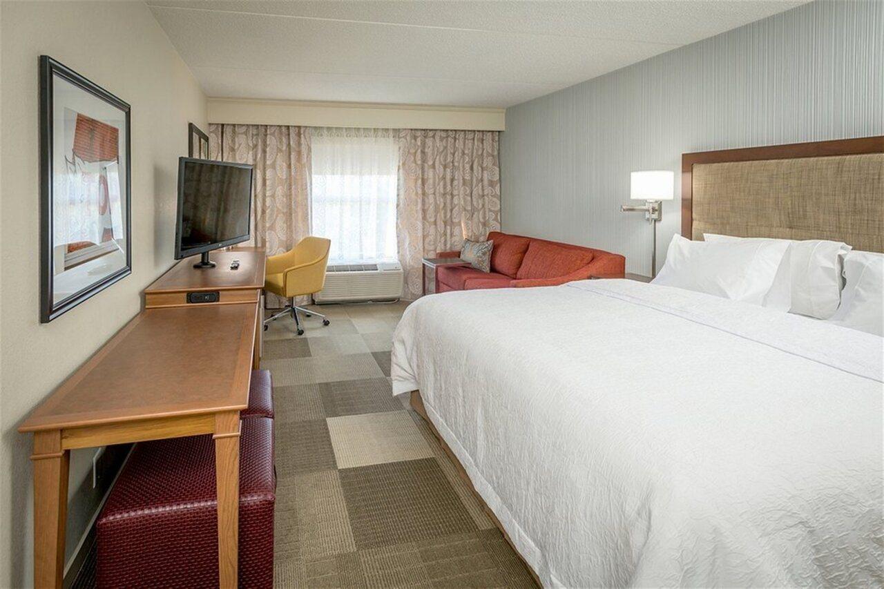 Hampton Inn Pleasant View Exterior photo